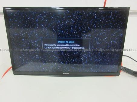 Picture of 28'' Samsung Flat Screen TV