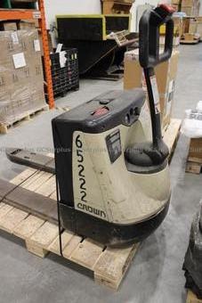 Picture of 2005 Crown WP2035 Forklift