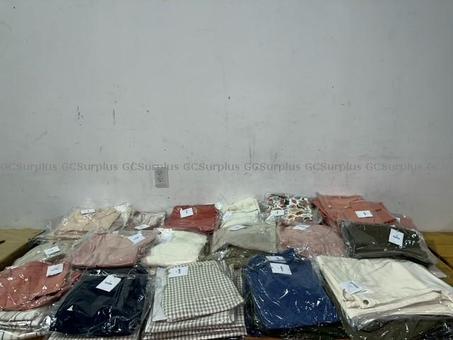 Picture of Lot of Assorted Women's Mus & 