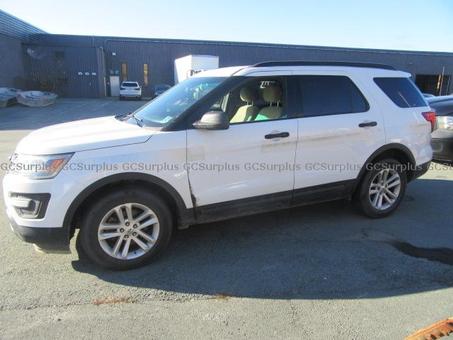 Picture of 2016 Ford Explorer AWD