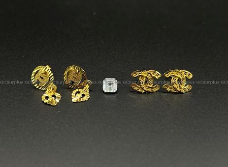 Picture of Lot of 21kt Yellow Gold Earrin