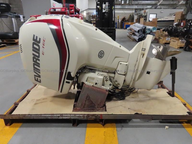 Picture of Evinrude 225 Outboard Motor