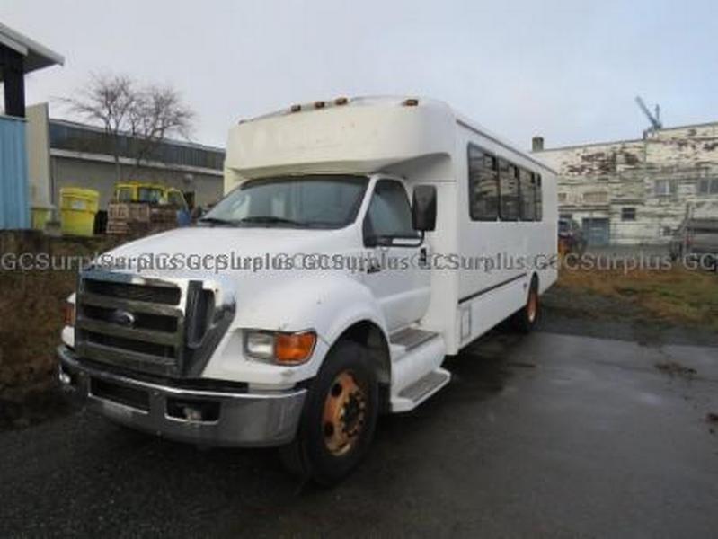 Picture of 2011 Ford F-650 Diesel Glaval 