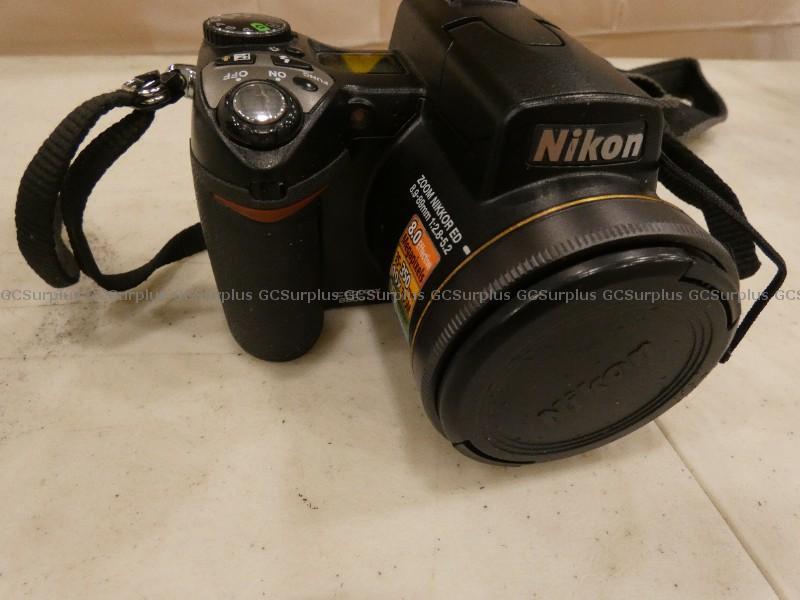 Picture of Nikon Coolpix 8800VR Camera