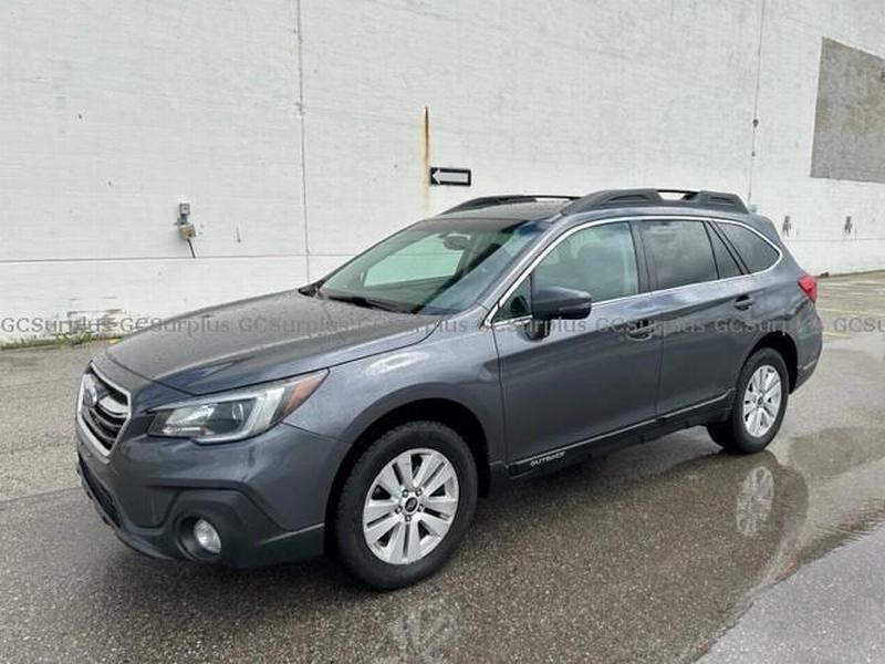Picture of 2018 Subaru Outback 3.6R