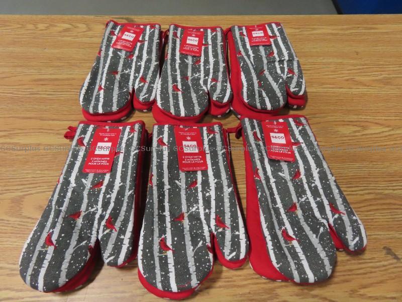 Picture of Safdie & Co. Inc Oven Mitts