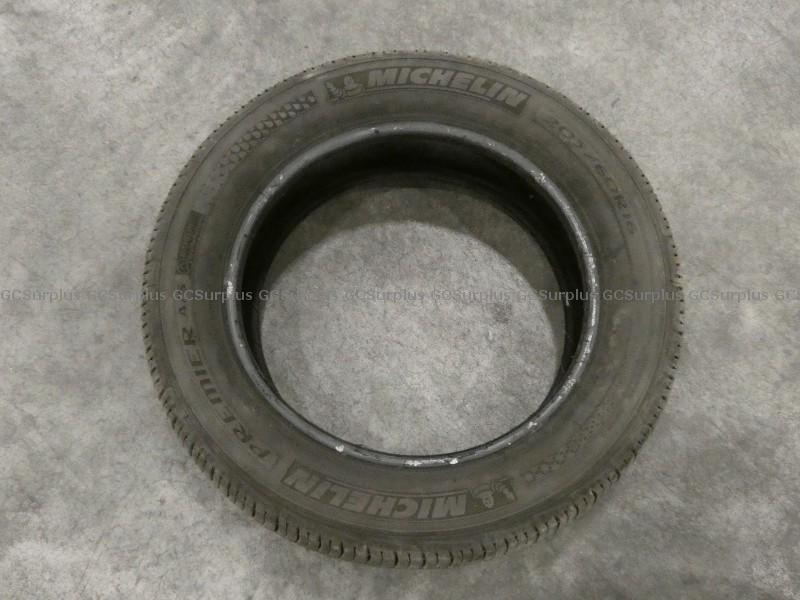 Picture of Used Michelin Premier A/S Tire