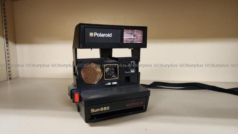 Picture of Polaroid Sun 660 Camera