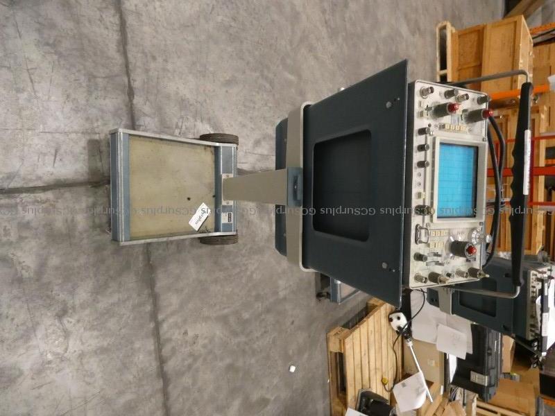 Picture of Tektronix 465 Oscilloscope