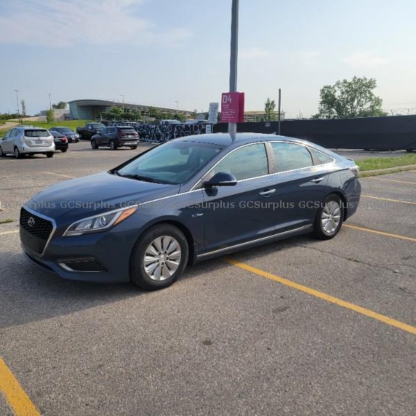 Photo de 2016 Hyundai Sonata Hybrid (57