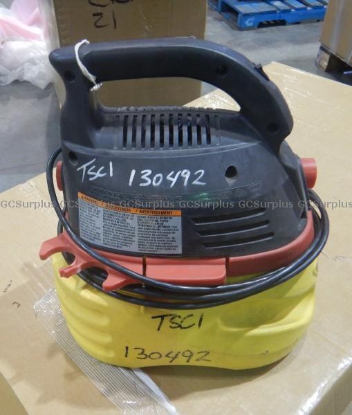 Photo de Aspirateur sec/humide de 2,5 g