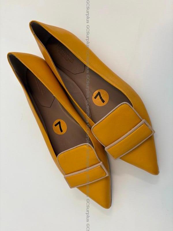Photo de Chaussures à talons plats pour