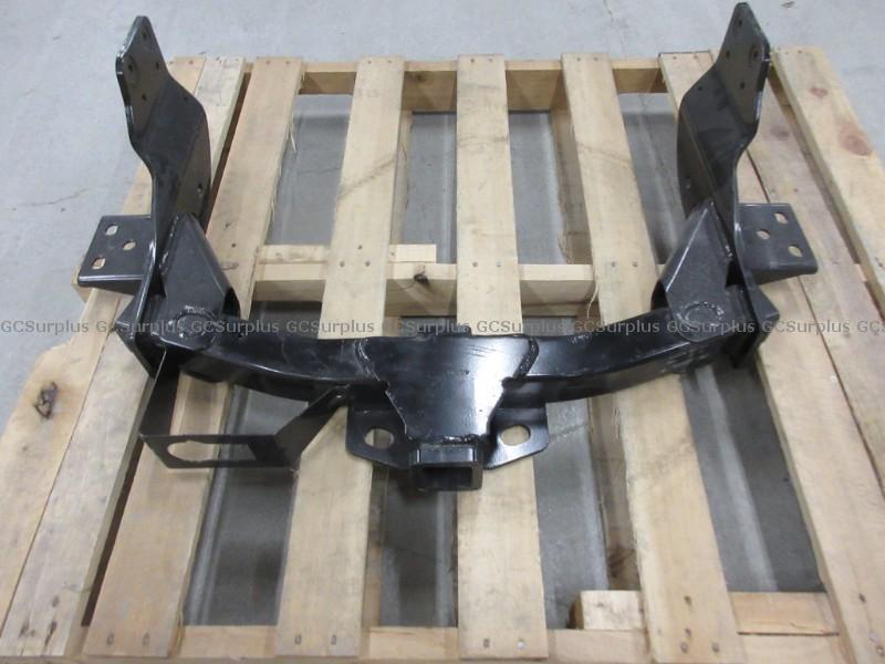 Picture of 2018 Ford Transit Tow Hitch Re