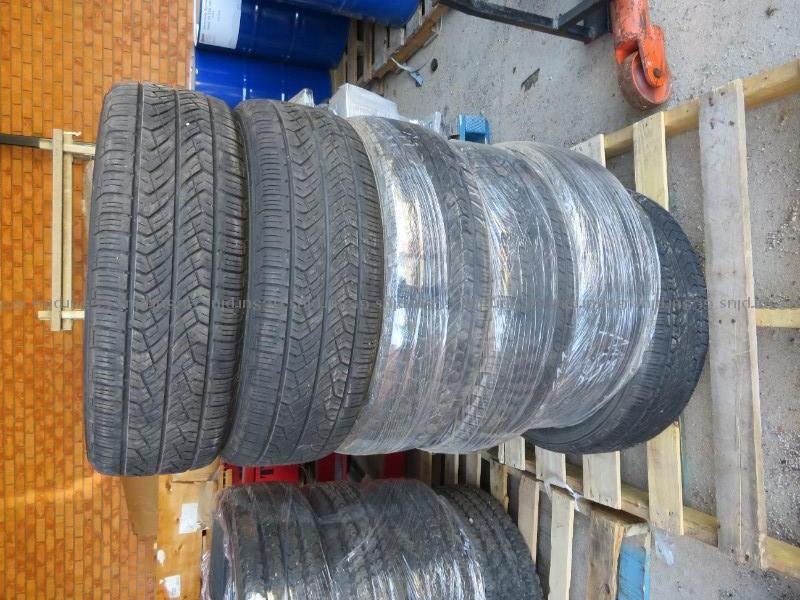 Picture of Yokohama AVID S33 225/65/R17 T