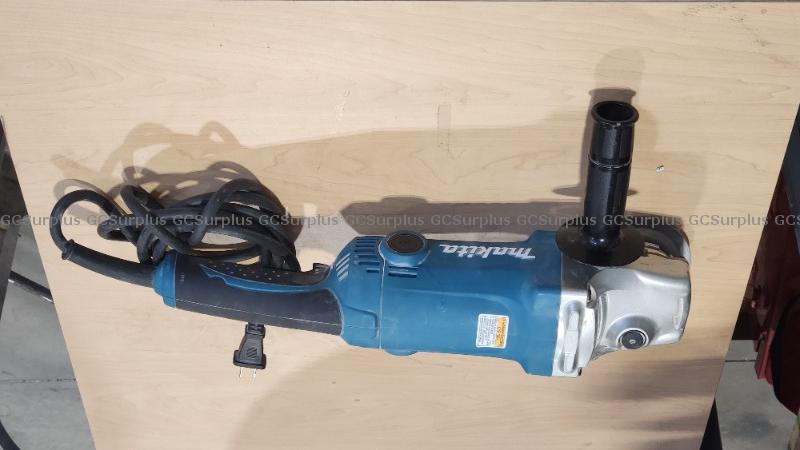 Photo de Meuleuse d'angle Makita de 7''