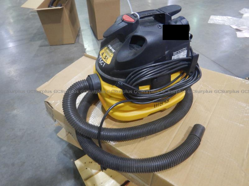 Photo de Aspirateur humide de 4 gallons